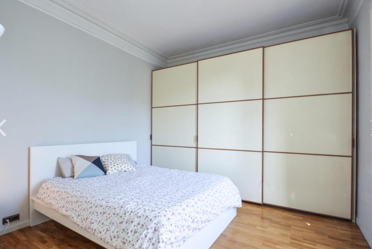 Apartmán Piso En Sagrada Familia Barcelona Exteriér fotografie